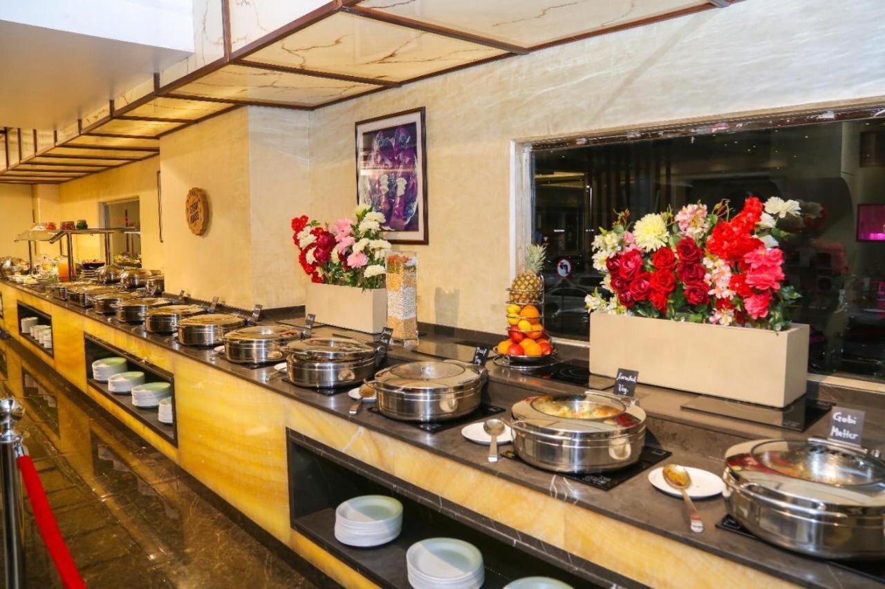 Rainbow Hotel Apartments Абу-Даби Экстерьер фото
